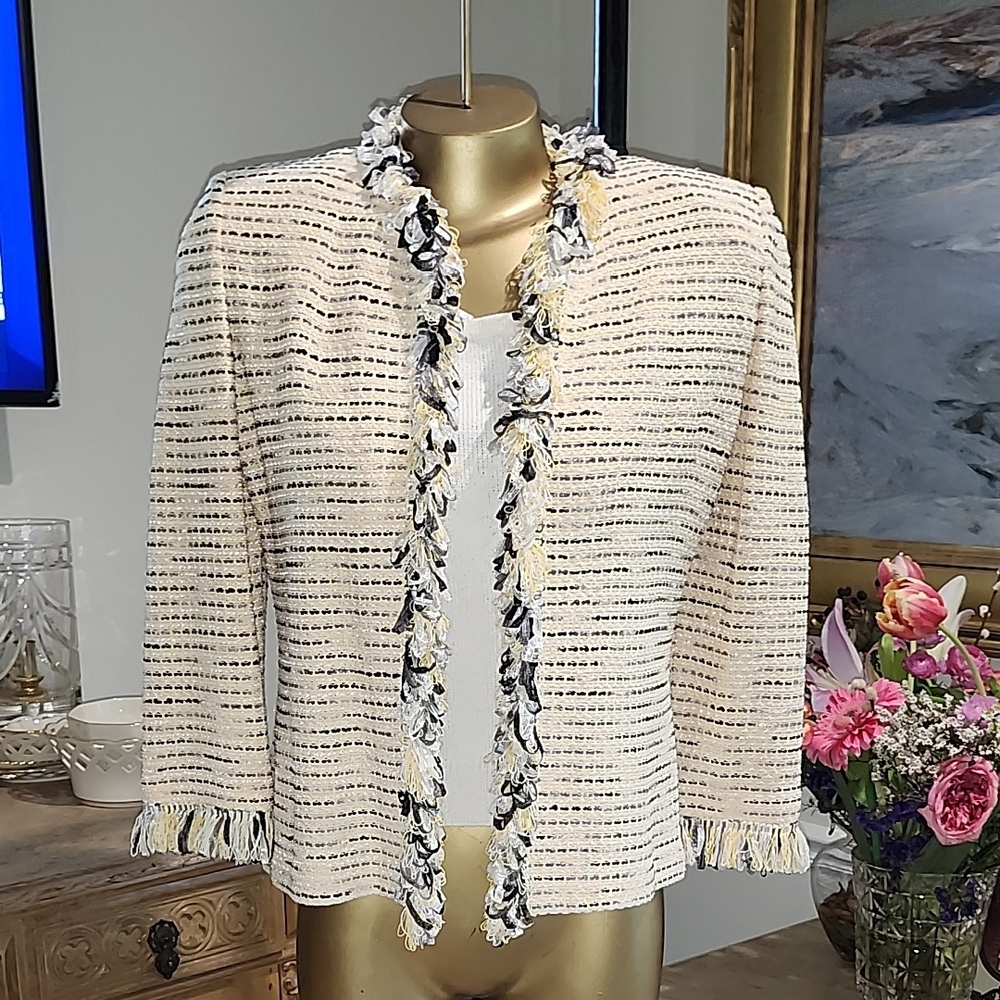 St. John Cream and Black Women's Jacket With Fringe Detail Sz. 4 - Picture 7 of 9